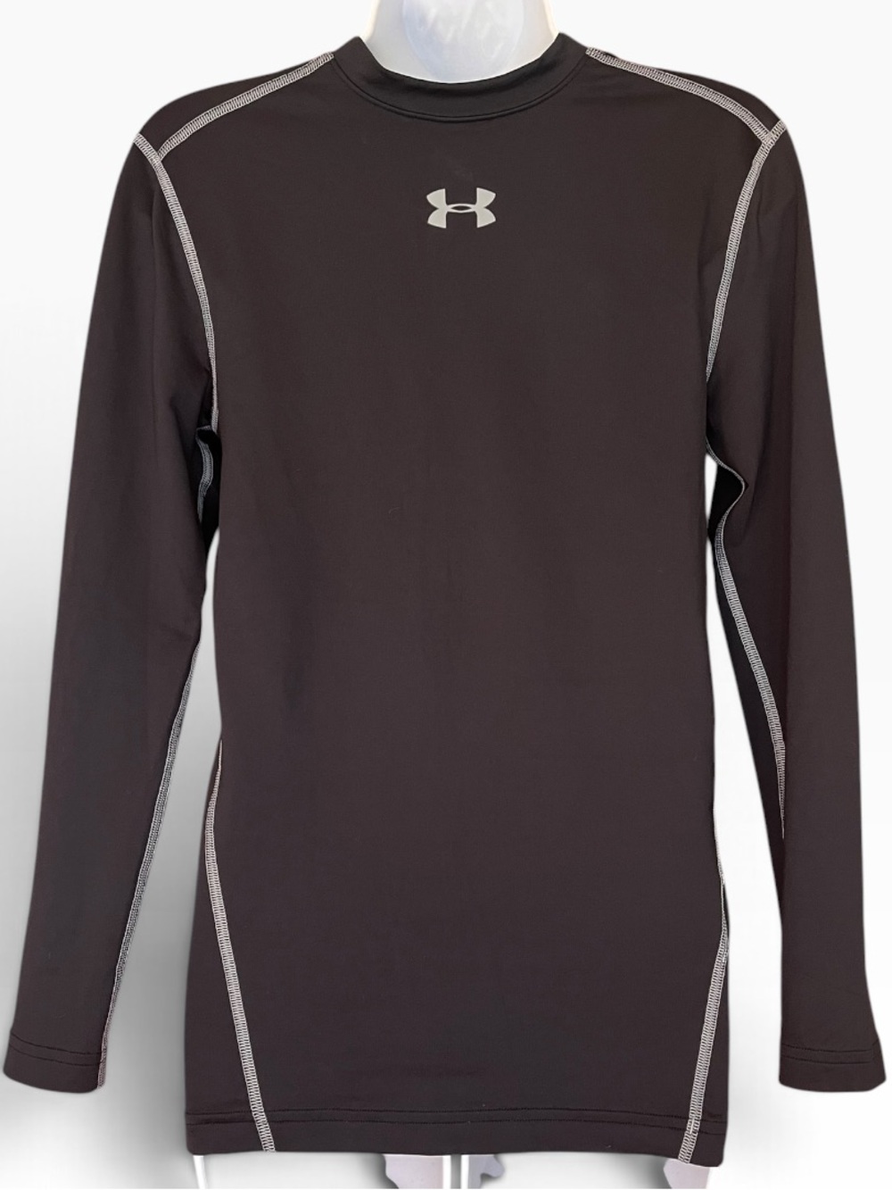 Under Armour Black Long-Sleeve Performance Shirt with Contrast Stitching